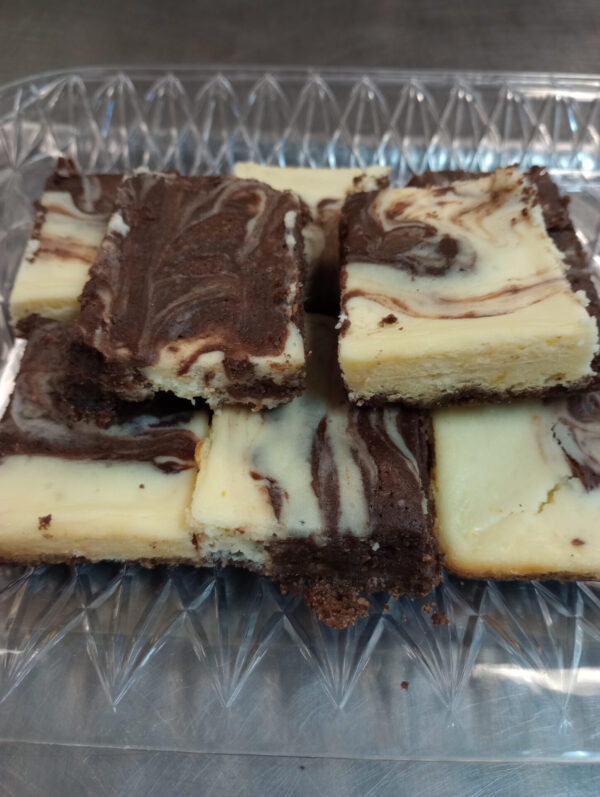 Dozen of Citrus-Zest Cheesecake Brownies